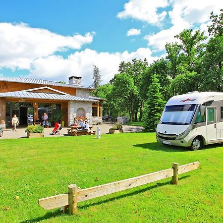 Albirondack Camping Lodge & Spa Buitenkant foto
