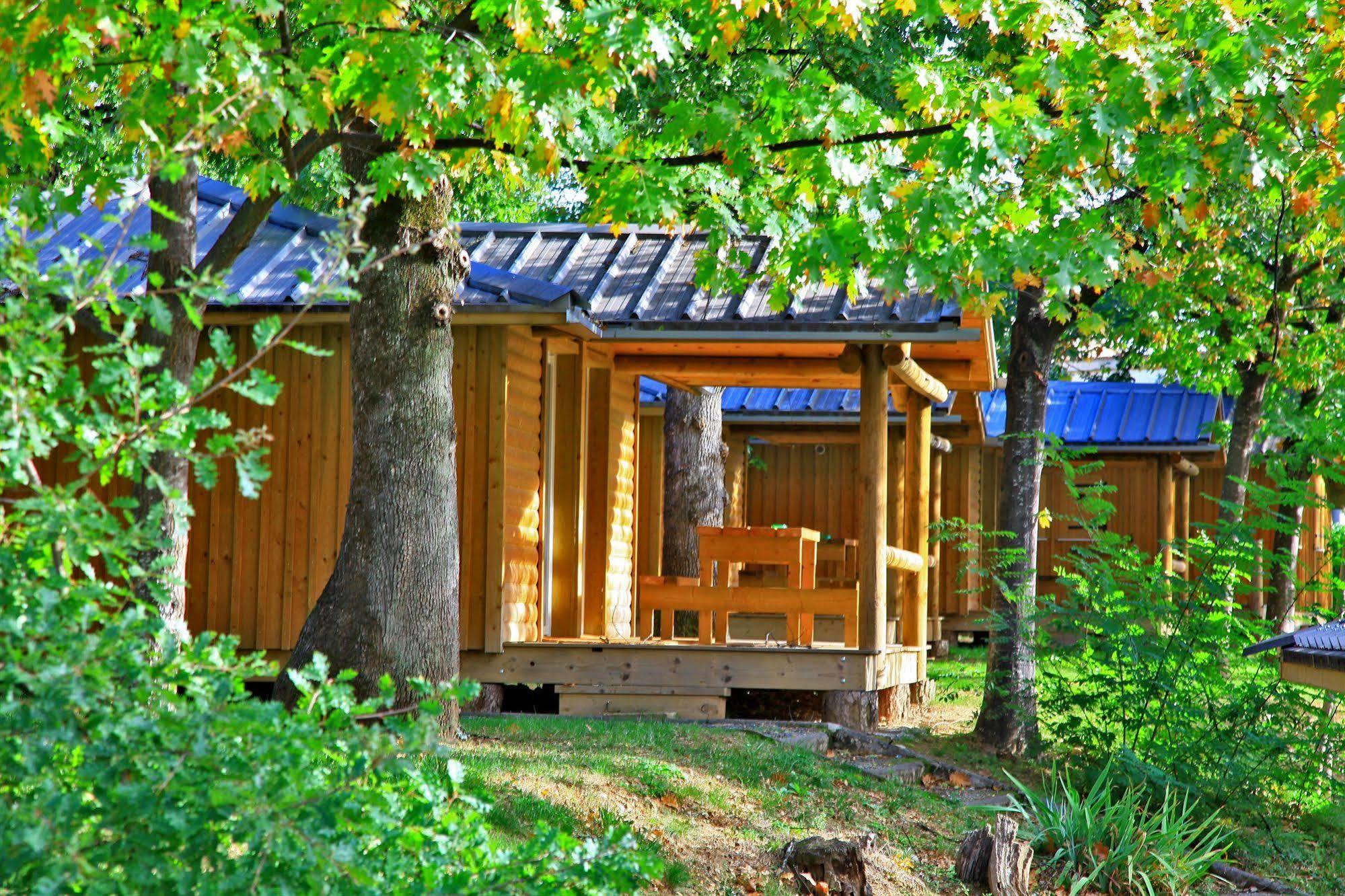 Albirondack Camping Lodge & Spa Buitenkant foto