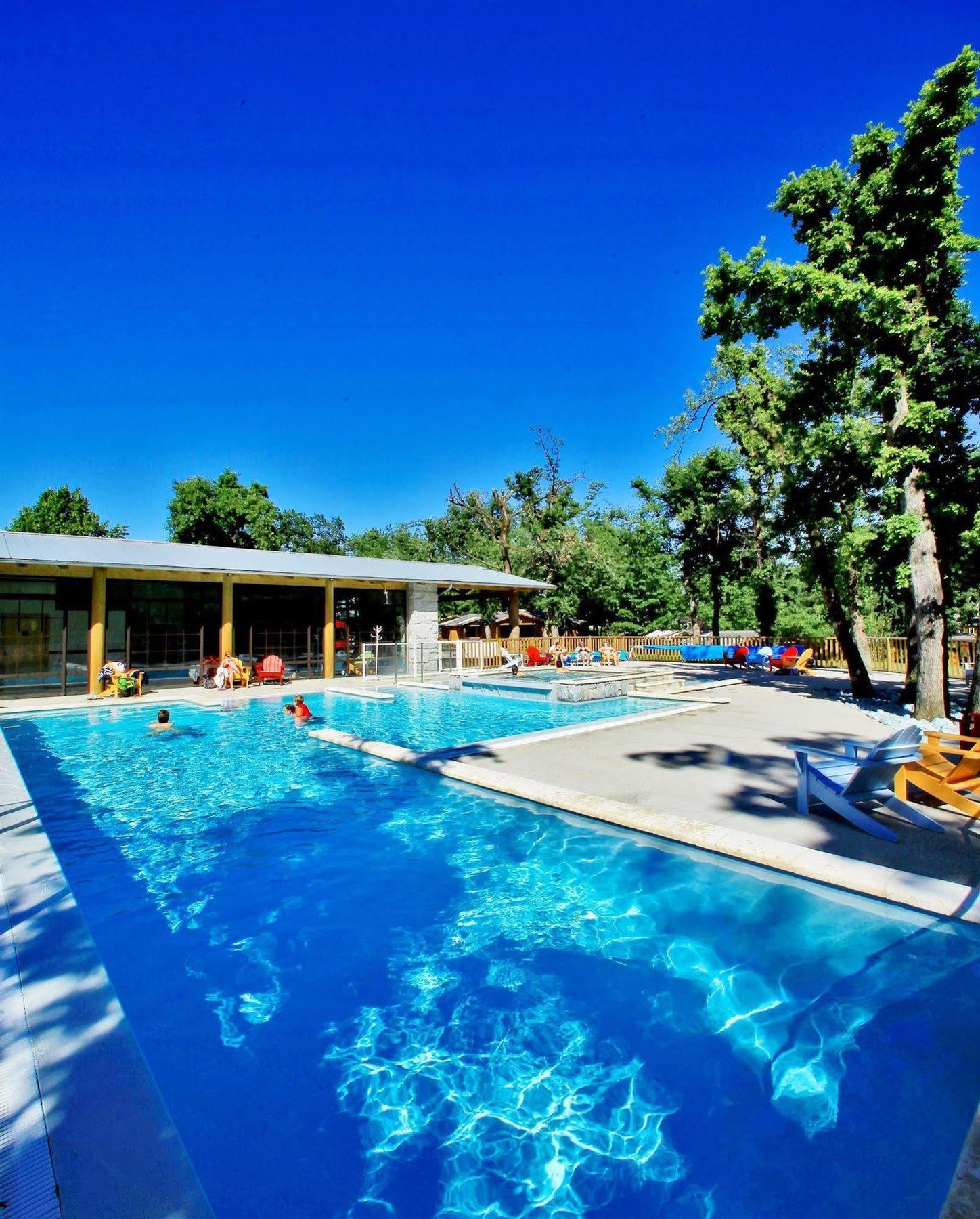 Albirondack Camping Lodge & Spa Buitenkant foto